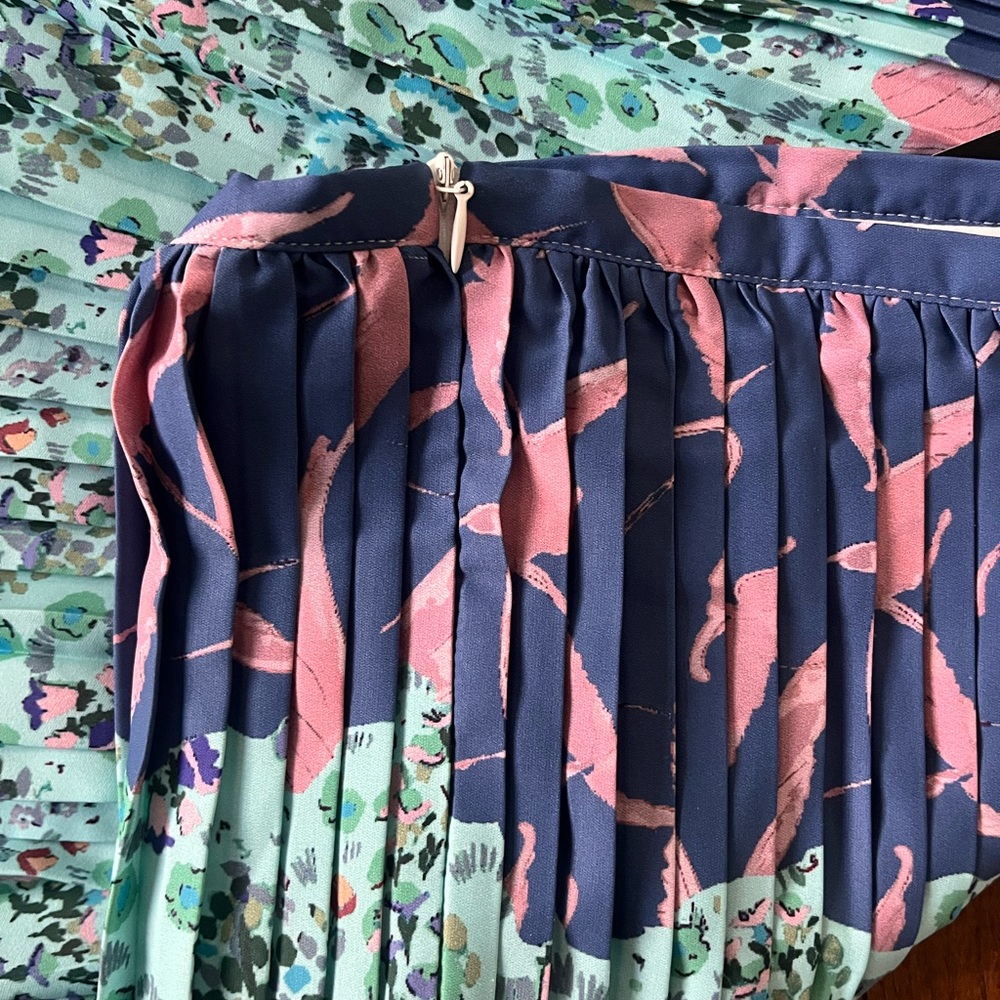 Pleated Floral Colorblock Midi Skirt in Navy, Teal & Yellow - Picture 8 of 11